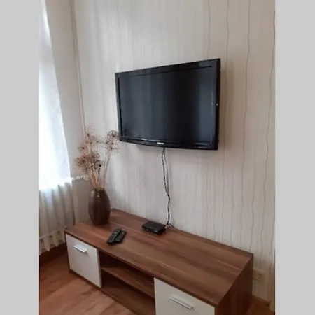 Apartment Gemutliche Zentrumsnahe Mit Gemeinschaftsgarten *